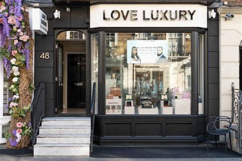 love luxury shop dubai